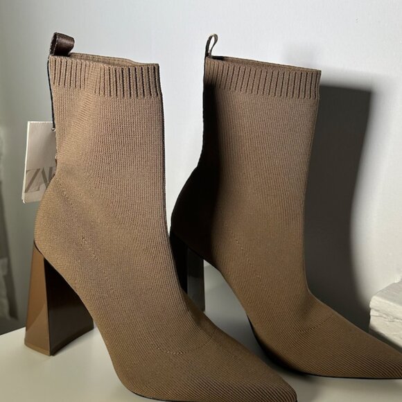 New Zara fabric ankle boots - size 7.5/38 - Picture 6 of 6